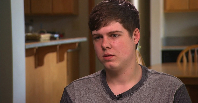 Indiana teen's online hookup lands him on sex-offender lists