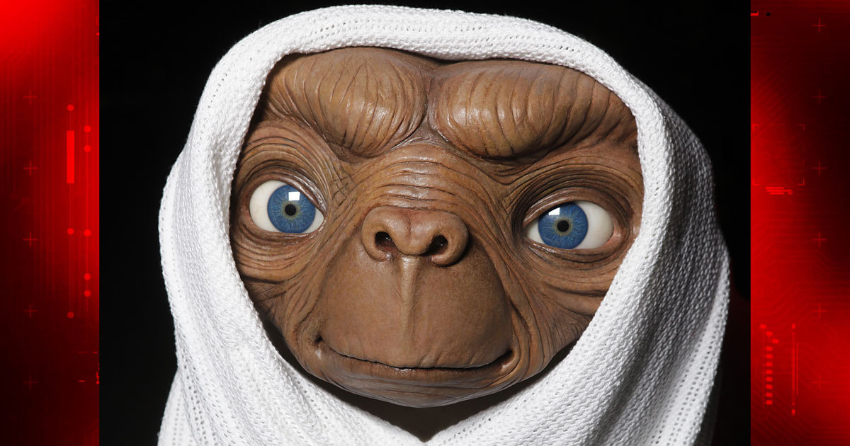 Cold Case: Mom Murdered By Man Wearing E.T. Mask | Truecrimedaily.com