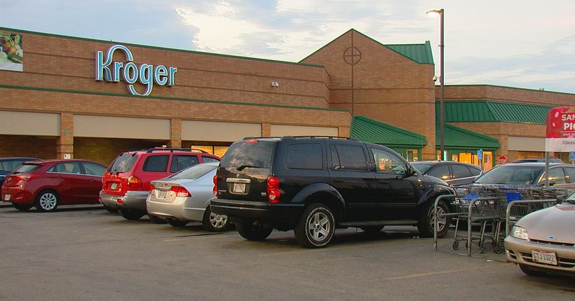 Off-duty officer uses Taser on 11-year-old girl caught shoplifting